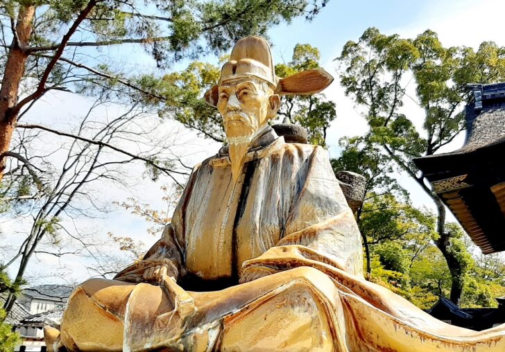 豊国神社の秀吉像